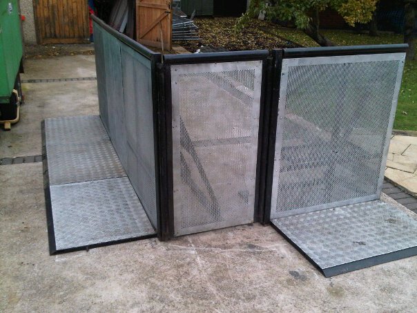 Pit Barrier Corner - Pit Barriers.co.uk - 01524 733540